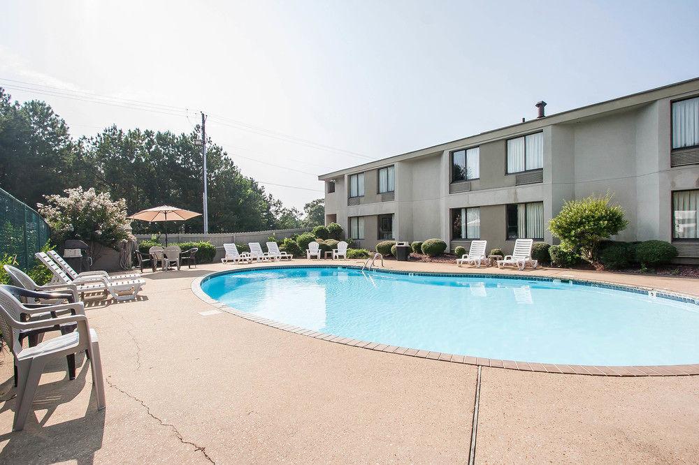 Rodeway Inn Tuscaloosa Near University Esterno foto